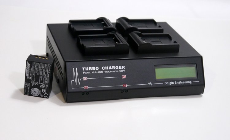 TC400-FUJI-T125-TDM Four Position Charger for NP-T125 - Click Image to Close